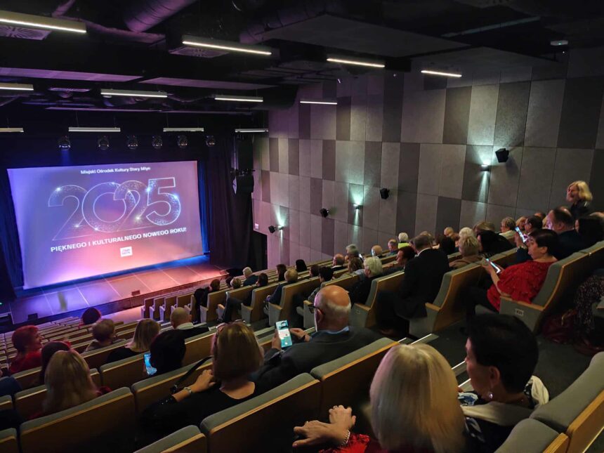 541964643_1496465251274534_3005995366761567631_n Filmowy Sylwester w zgierskim kinie